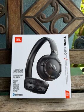 JBL Tune 680NC Wireless Over-Ear Headphones - Black